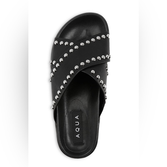 Sandals - Picture 2 of 6